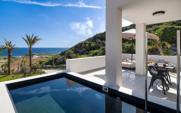 Palm Island Suites 4*