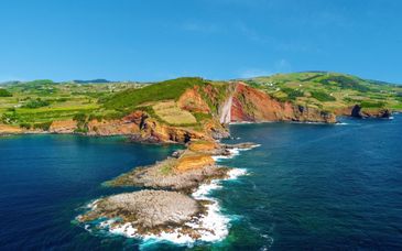 Autotour: Zwei unvergessliche Inselwelten entdecken