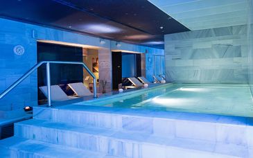 Hospes Palacio de los Patos 5*