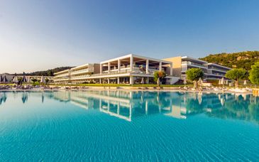 Ammoa Luxury Hotel & Spa Resort 5*
