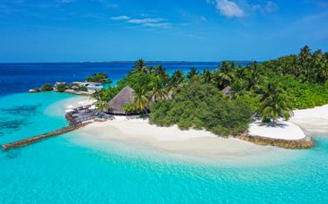 Makunudu Island Resort 4*