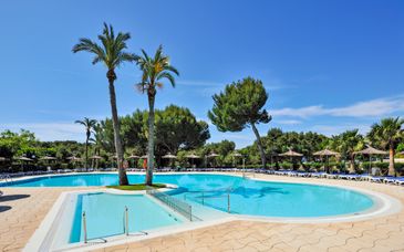 Globales Mediterrani 4*