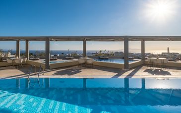The Majestic Hôtel Santorini 5*