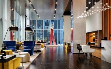 Humaniti Hotel Montreal Autograph Collection 4*