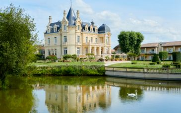 Château Hôtel Grand Barrail 5*