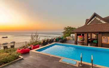 Sugar Marina Resort 4*, Phi Phi Holiday Resort 4* et Sentido Khaolak 4*