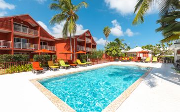 Le Palm Court Hôtel Résidence 4*