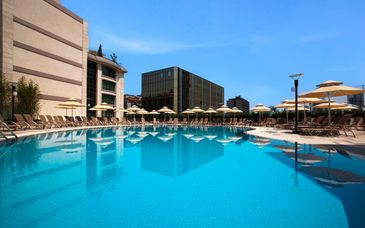 Radisson Blu Hotel Istanbul Sisli 5*