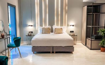 Royalty Suites Psyrri 4*