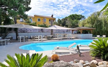 Hotel Bartaccia 4* con volo o Sardinia Ferries