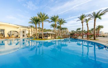 Grand Rotana Resort & Spa 5*