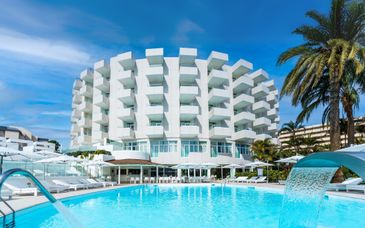 Hotel HL Rondo 4*