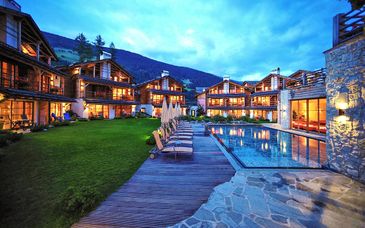 Post Alpina - Family Mountain Chalets