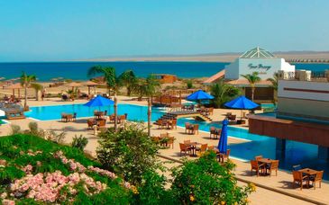 Lahami Bay Beach Resort 5*