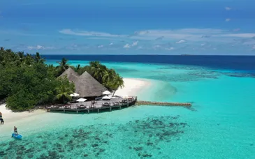 Makunudu Island Resort 4*