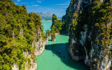 Trio: Radisson Blu Resort Phuket Mai Khao Beach 5*, Island Escape Burasari 5* & Le Méridien Khao Lak Resort & Spa 5*