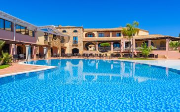 Eos Village Costa Rei 4*  