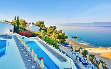 Medora Auri Family Beach Resort 4*