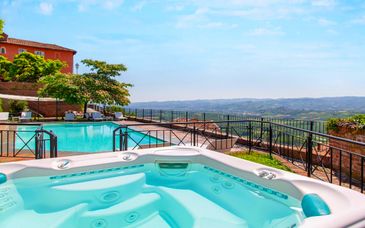 Hotel Castello di Santa Vittoria 4*