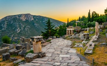4-8 night road trip: The Greek escape