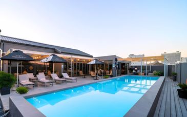Kloof Street Hotel - Lion Roars Hotels and Lodges 4* & optional safari at Pan African Safari Lodge 4*