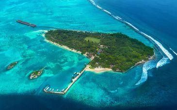 Adaaran Select Hudhuranfushi 4*