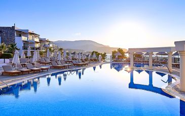 Alexander Beach Hotel & Village 5*