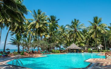 Serena Beach Resort & Spa 5* con possibile safari