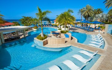 Divi Little Bay Beach Resort 4*