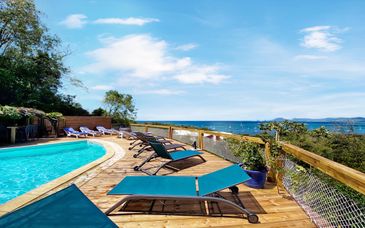 Anoli Lodges