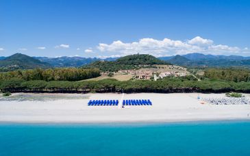 Cala Luas Resort 4* con volo o Sardinia Ferries