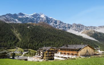 Paradies Pure Mountain Resort 4*