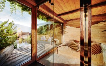 Hochleger Luxury Chalet Resort 5*