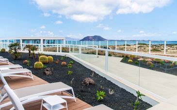 Hotel Boutique TAO Caleta Mar 4*
