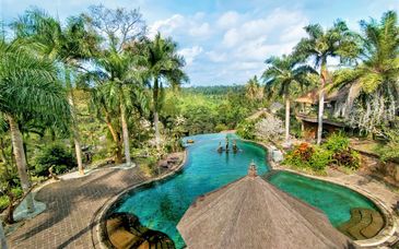 The Payogan Villa Resort & Spa 4* e The Leaf Jimbaran 5* con possibile soggiorno all'Hotel Ombak Sunset 4*