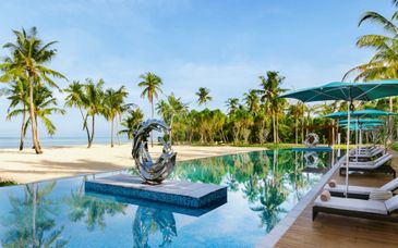 Ritz Carlton Doha 5* e Pullman Maldives Maamutaa 5*