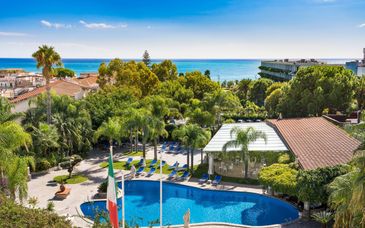 Sant Alphio Garden Hotel & Spa 4*