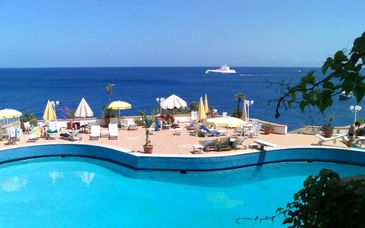 Hotel Carasco 4*