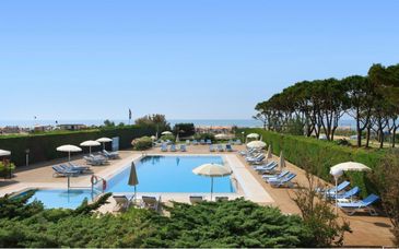Hotel & Resort Gallia 4*