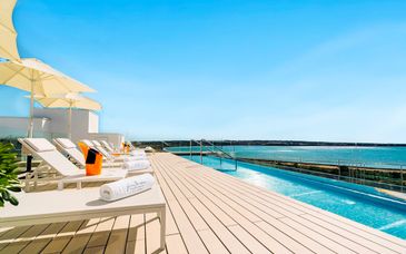 Five Flowers Hotel & Spa 5*
