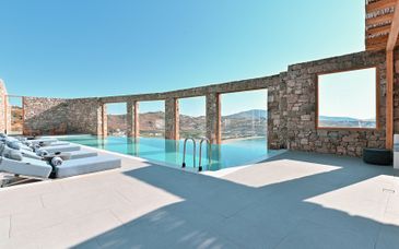 Radisson Blu Euphoria Resort 5*