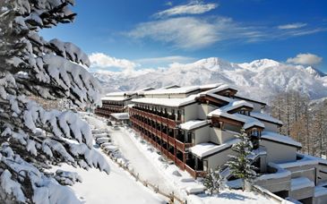 Bluserena Hotel San Sicario Majestic 4*