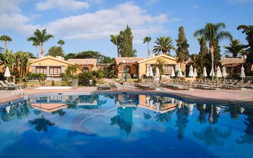 Dunas Suites & Villas 4*