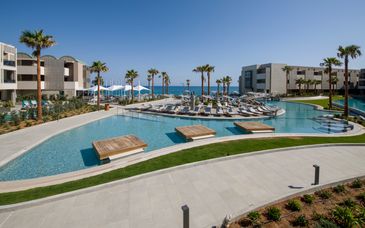 Amira Luxury Resort & Spa 5* - Adults Only