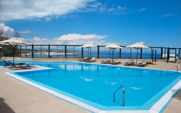 Ramada Athens Attica Riviera 5*