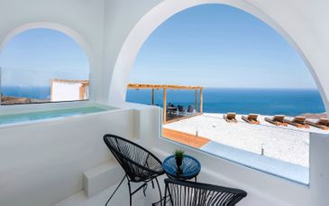 Leon Luxury Suites 5*
