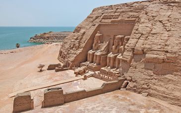 Circuito en grupo: Egipto en pensión completa con Abu Simbel y GEM