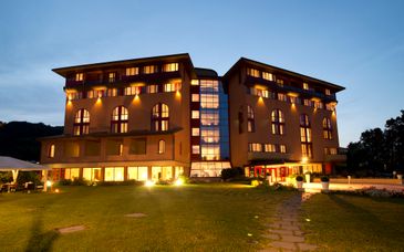 Grand Hotel Admiral Palace 4*