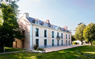 Demeures de Campagne Parc du Coudray - Barbizon 4*