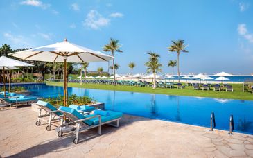 JA Beach Hotel 5*